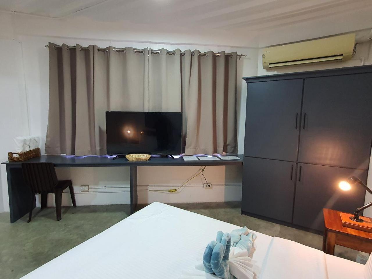 Av Suites Пуерто-Галера Екстер'єр фото