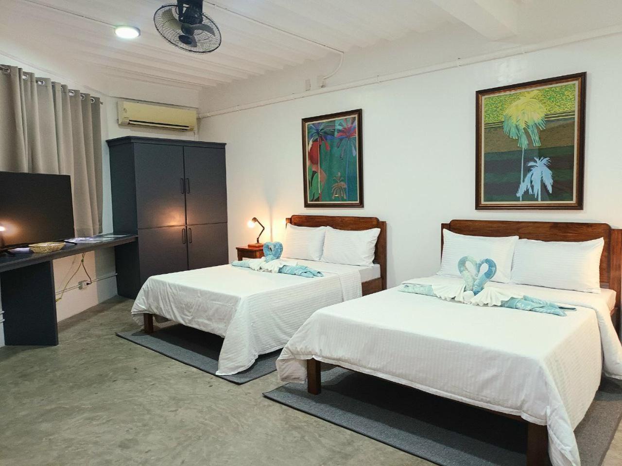Av Suites Пуерто-Галера Екстер'єр фото