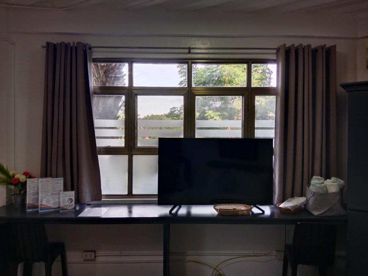 Av Suites Пуерто-Галера Екстер'єр фото