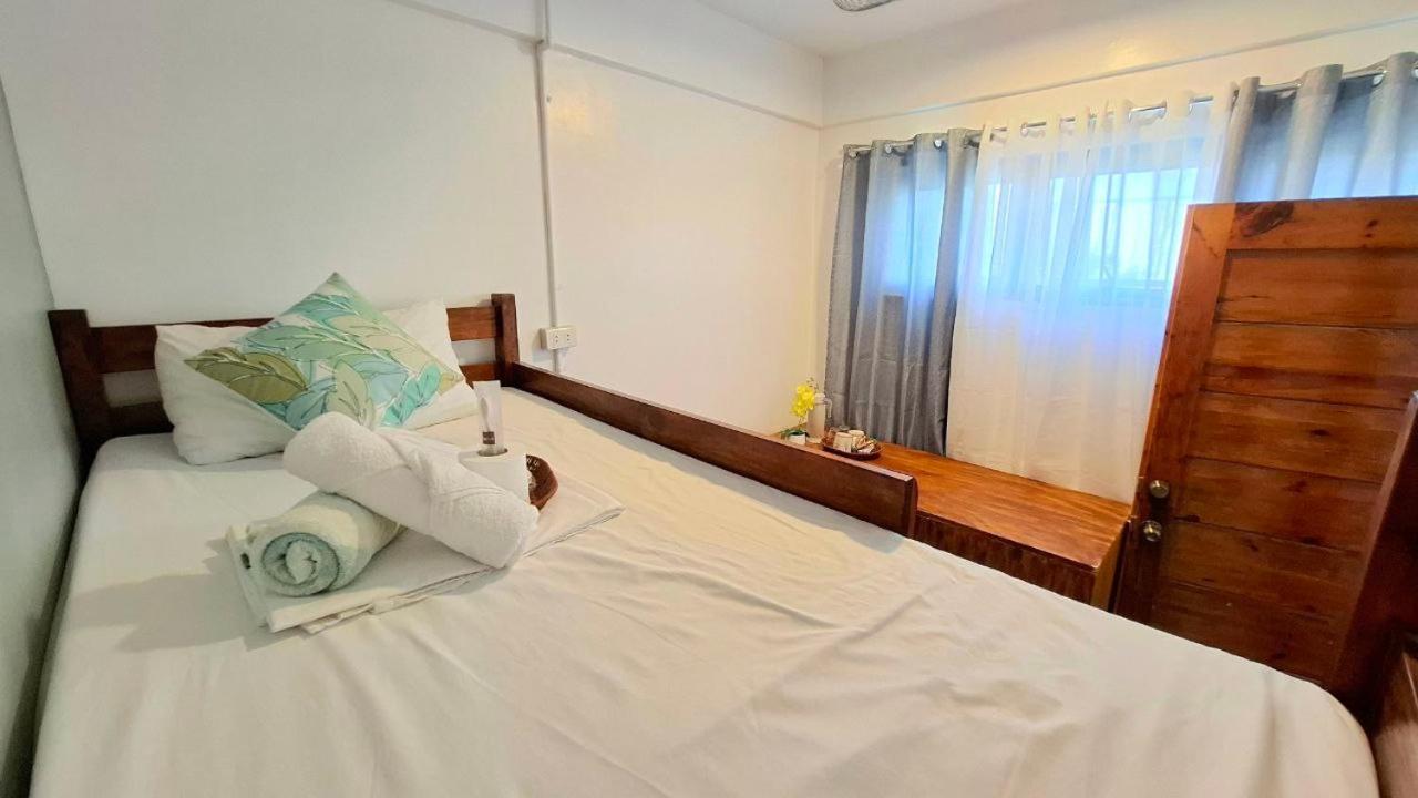 Av Suites Пуерто-Галера Екстер'єр фото